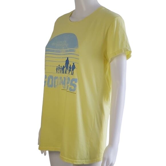 The Goonies Yellow Tee Size Large - Picture 2 of 7